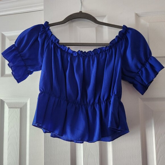 Crop Top - Picture 2 of 3